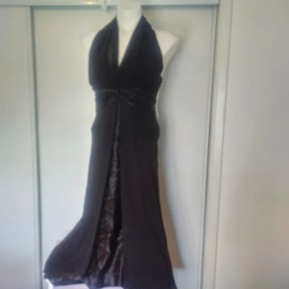 Maggy London | Dresses | Maggy London Black Silk Crepe Evening Cocktail  Dress Size 2p Nwt | Poshmark